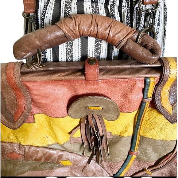 Vintage Leather Crossbody Briefcase - Picture 7 of 7